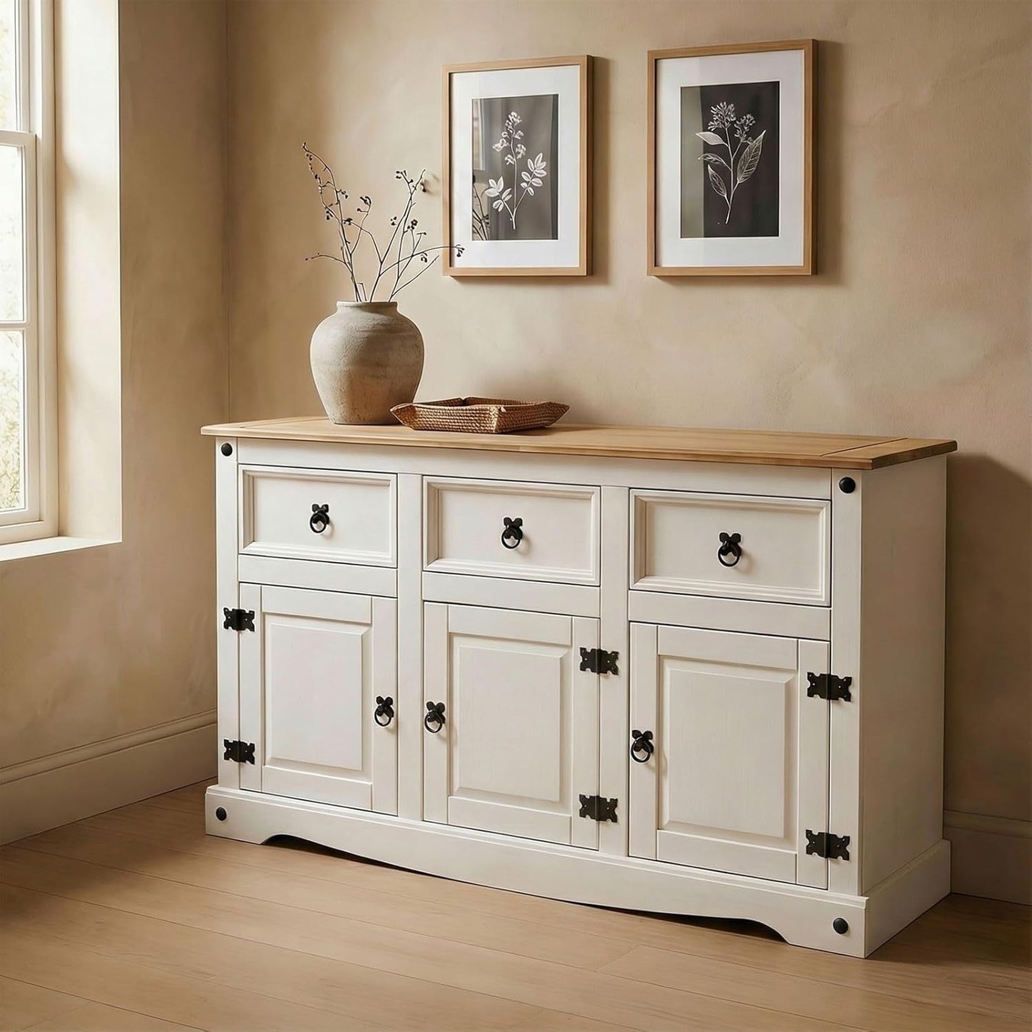 Buffet en bois massif 125 cm avec trois portes battantes et trois tiroirs, style mexicain finition blanc et brun